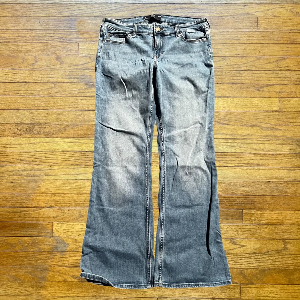 Hollister Low Rise Bootcut Jeans Gray Super Soft Stretch Denim Size 12R W31 L30